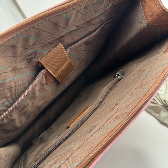 Montana West Bandana Rhinstone "Howdy" Conceal Carry Tote Bag Pink Western NWT - Picture 5 of 16